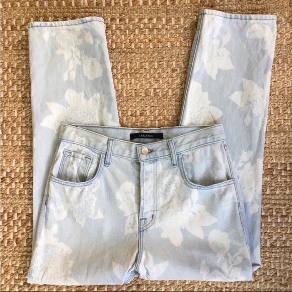 J Brand Wynn’s Floral cropped straight jean - Picture 3 of 12